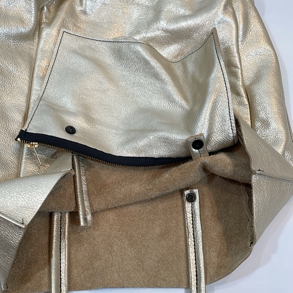 Ampersand as Apostrophe Tall Soft Gold Tote Leather - Picture 8 of 14